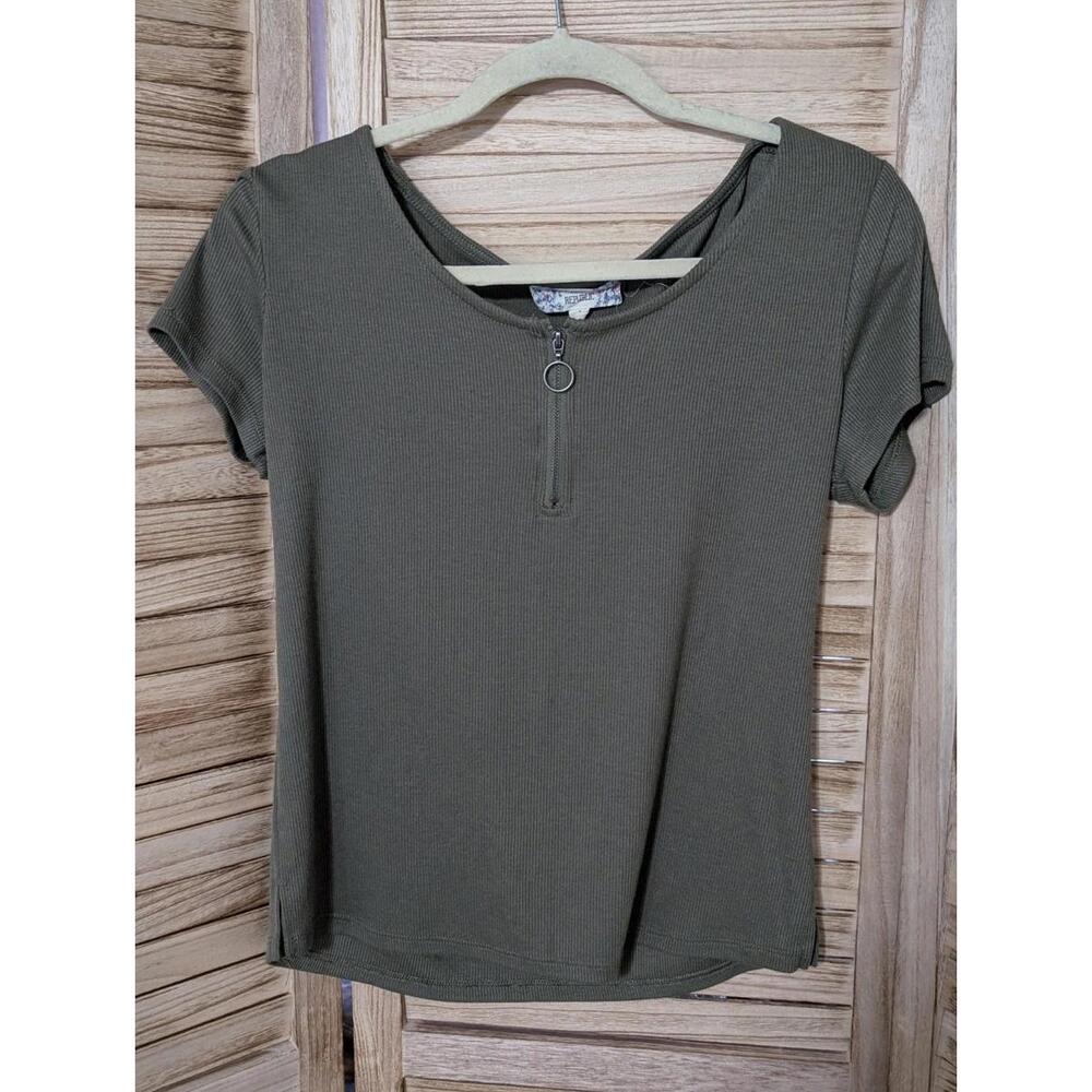 PINK REPUBLIC Green Juniors Ribbed Top Shirt Size Large